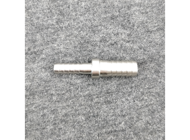 Övergång 6 mm till 8 mm slangnippel