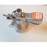 A-Type Keg Coupler S.S (with PRV) 5/8 gängor på in och utgång