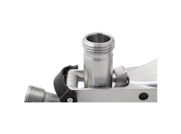 D-Type Keg Coupler S.S (with PRV) 5/8" gängor på in och utgång 