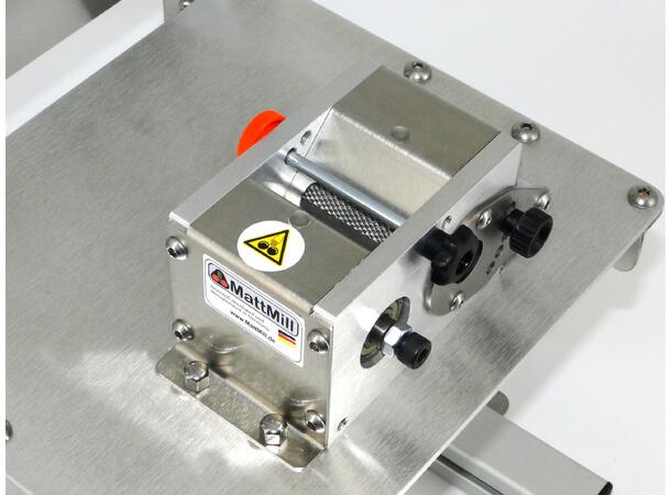 MattMill Master maltmølle Med brett og maltbeholder 