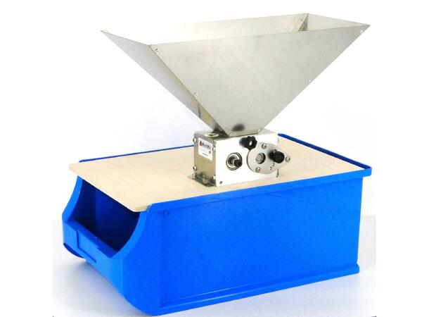 MattMill Master maltmølle Med brett og maltbeholder 