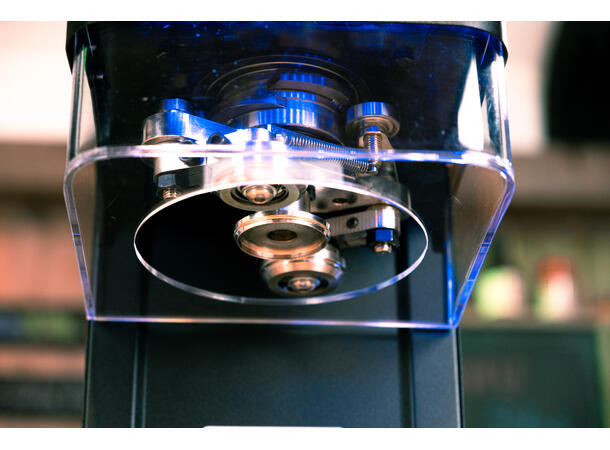 Automatisk burkmaskin