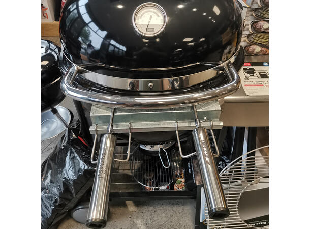 Rotisseristativ för 57 cm (22") runda grillar och klotgrillar.