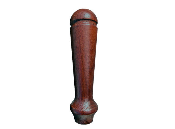 Tapphandtag i betsad ek svarvad design